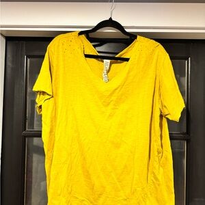 Magnolia Pearl Yellow Short Sleeve Tee Europa
